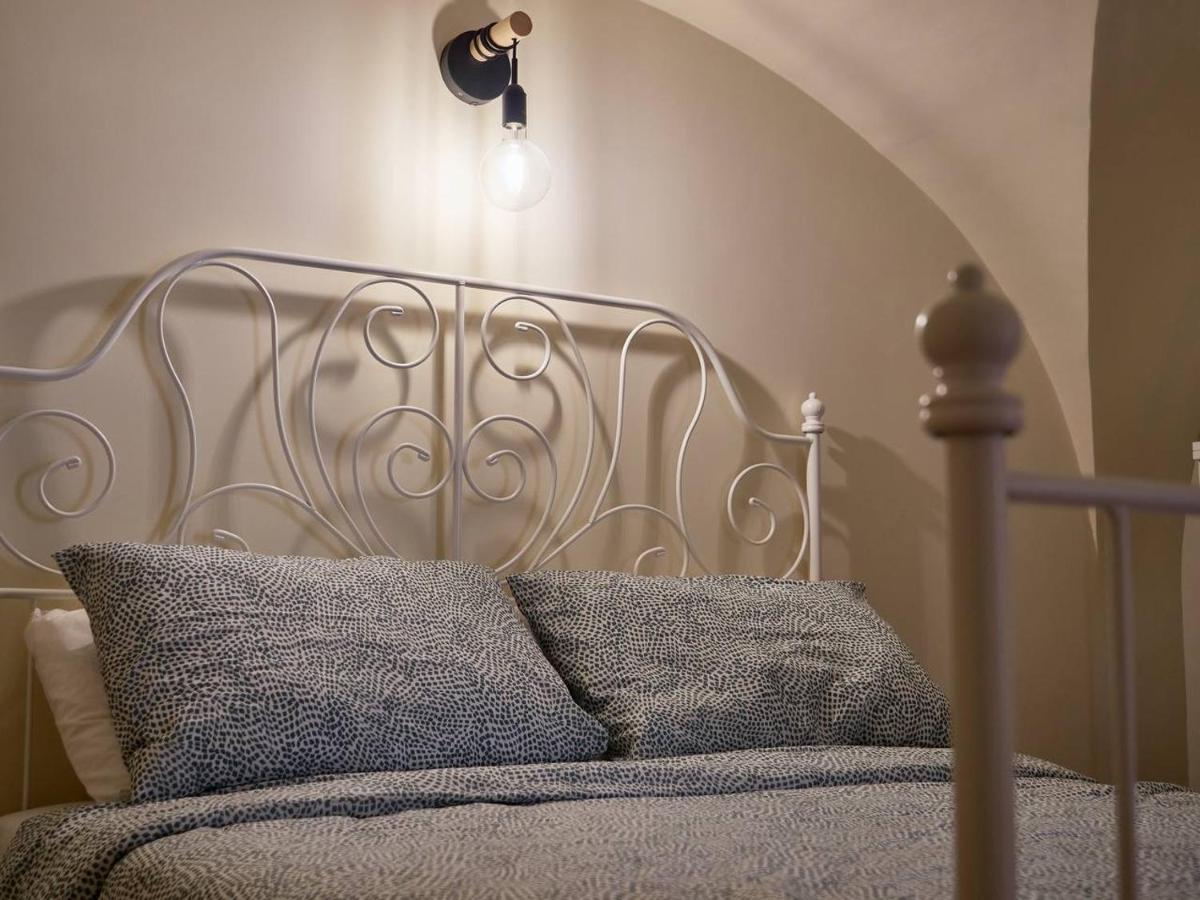 Blu Suites And Apartments Бари Экстерьер фото
